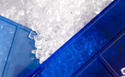 Pièce en plastique injecté