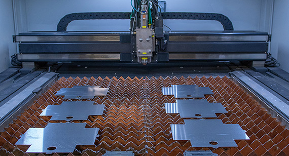 Laser clearance metal cutting