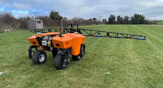 Landwirtschaftlicher Roboter entwickelt von Small Robot Company